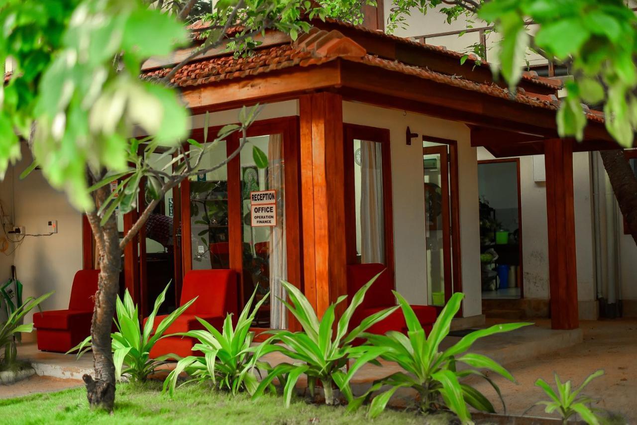 Horizon Kitesurfing Beach Resort Kalpitiya Bagian luar foto